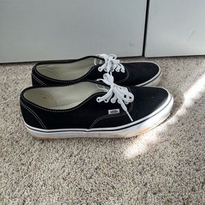 Black vans size 10.5
